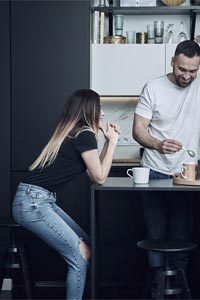Як вибрати стільці і табурети для кухні