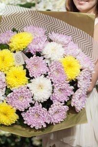 Этикет дарения цветов: какой букет подарить