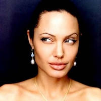 Почему Анжелина Джоли решила поправиться