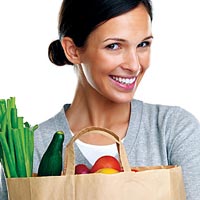Американские диетологи назвали 7 продуктов, спасающих женщин от старости