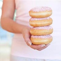 Счастливый брак приводит к лишним килограммам