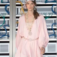 Неймовірна колекція Chanel весна-літо 2017 (фото)