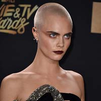 Шокуючий образ Кари Делевінь на MTV Movie & TV Awards - 2017