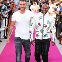 Знаменитості на подіумі круїзного показу Philipp Plein в Каннах